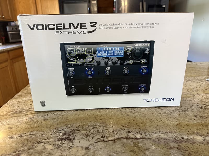 TC HELICON VoiceLive 3 Extreme 美品 TC-Helicon VoiceLive 3 Extreme Vocal and Guitar FX Pedal
