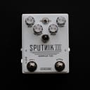 Spaceman Sputnik III Ltd White