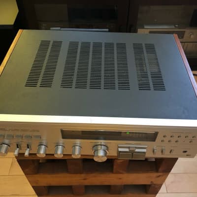 Vintage Realistic STA-2250 Quartz locked Digital Synthesized stereo receiver image 5
