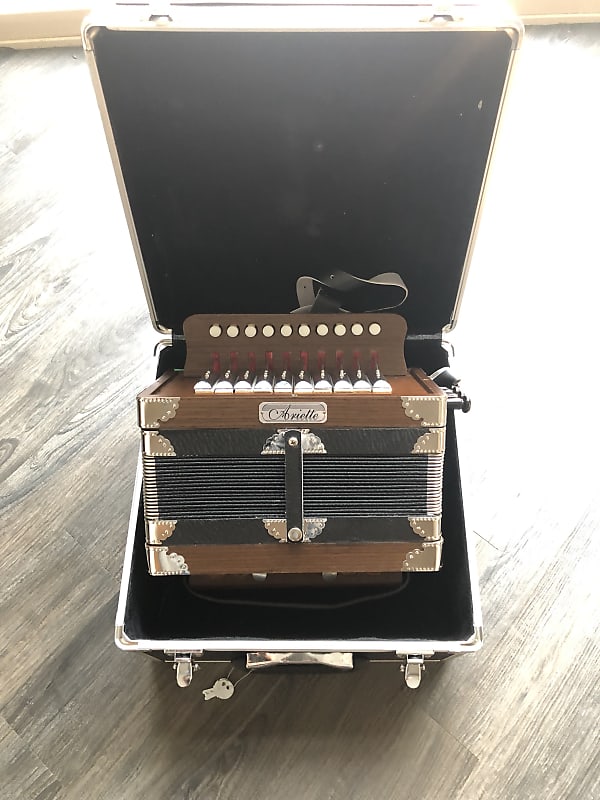 Hohner ariette deals