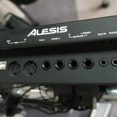Alesis Forge Kit Electronic Drum Set image 4