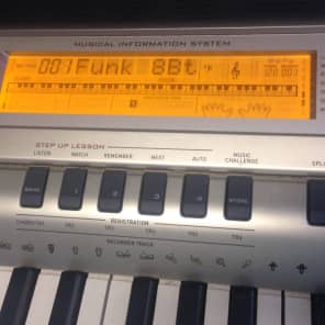 CASIO WK 200 76 Key Keyboard good used w non original power supply LOCAL Only
