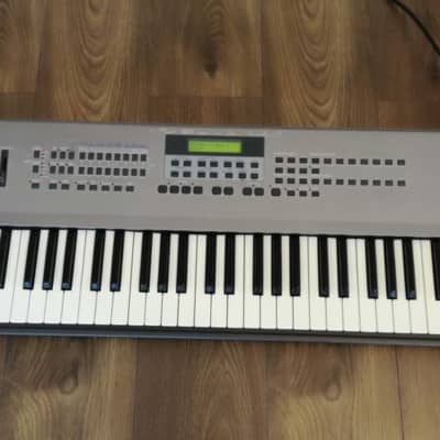 KORG piano iX300 interactive music workstation (WITH PIANO