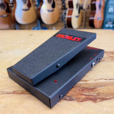 MORLEY VAI-1 Bad Horsie Wah Steve Vai Model Guitar Effect