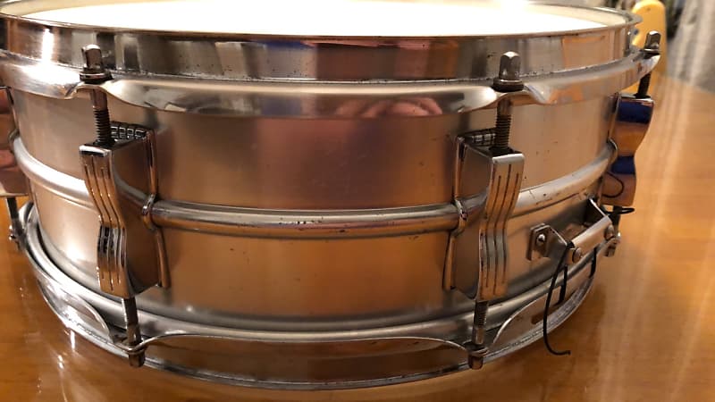 大人女性の LUDWIG Acrolite ヴィンテージ スネアドラム 14x5 打楽器