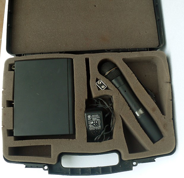 Electro Voice EV RE2 Receiver with Microphone HTU2 with case