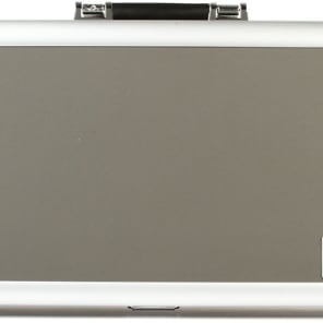 Pedaltrain Metro 20 20-inch x 8-inch Pedalboard with Hard Case image 8