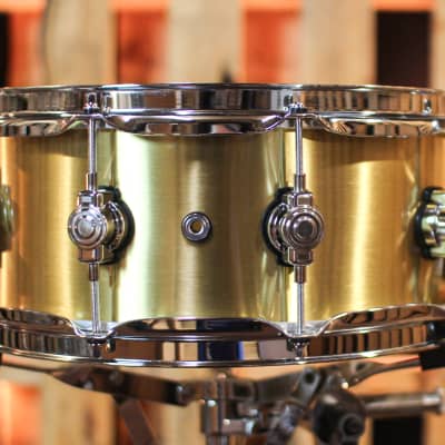 DW 5.5x14 Performance Brass Snare Drum - DRPM5514SSBP image 3