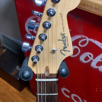 Fender American Pro Stratocaster 2019 Sunburst image 5