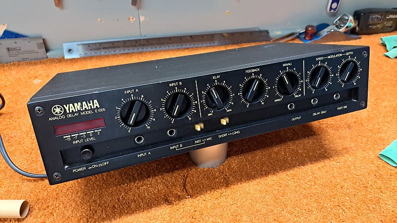 Yamaha E1010 Rack Analog Delay | Reverb