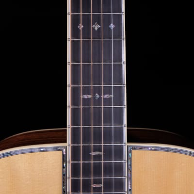 Martin OM-42 Acoustic Guitar - Natural image 9
