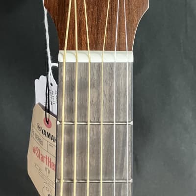 Yamaha FSX800C Small Body Acoustic-Electric Guitar Gloss Natural image 9