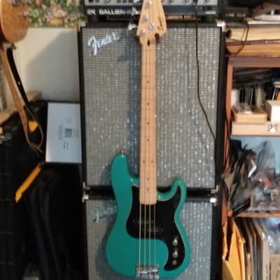 Short Scale P Bass - Teal image 13