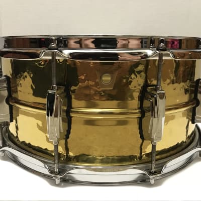 Ludwig LB422BK Hammered Brass 6.5x14" Snare Drum