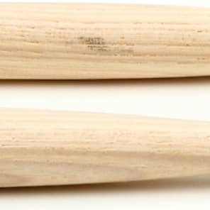 Promark Classic Forward Drumsticks - Raw Hickory - 747 - Wood Tip image 2