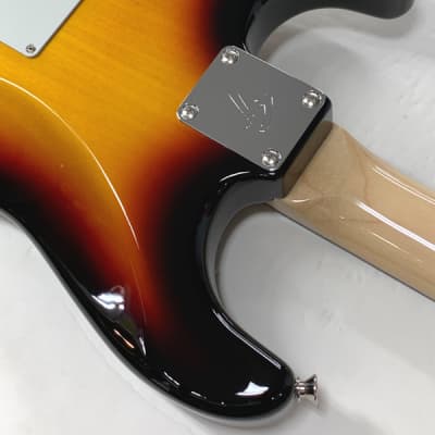 Fender Made in Japan Traditional Late 60s Stratocaster SN:9746 ≒3.30kg 2020 3-Color Sunburst image 10