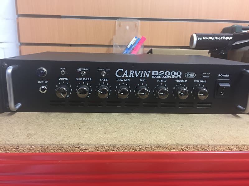 CARVIN B2000 ベースアンプ 700W - メルカリ