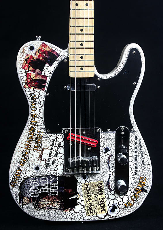 ギター Squier by Fender Telecaster Custom Squier Telecaster Custom - What To Know & Where To Buy