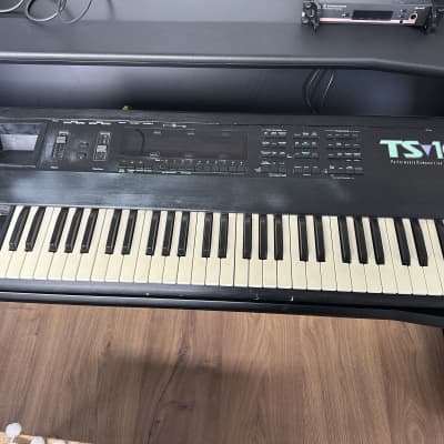 Ensoniq TS-10 Performance / Composition Synthesizer 1993 - Black