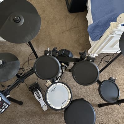 Roland TD-11K V-Drum Kit with Mesh Snare Pad 2010s - Black