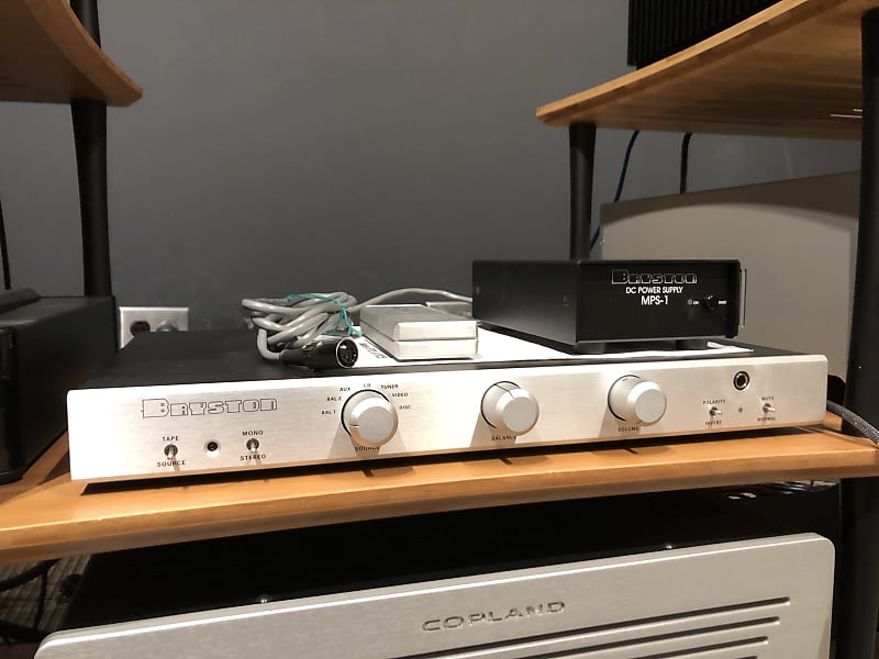 Bryston BP-25 Preamplifier + MPS-1 Power Supply | Reverb Canada