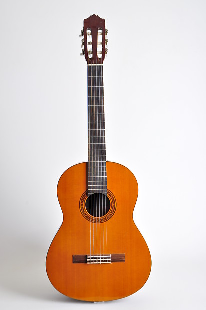 Yamaha CG 110SA 2006 Natural Great beginner Classical guitar