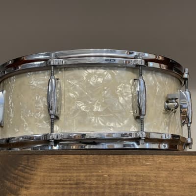 1950's Gretsch BroadKaster 5.5x14 White Marine Pearl 3-Ply Snare Drum 4157 image 12