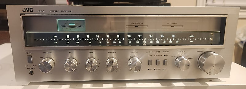 JVC Vintage JVC R-S5 AM/FM Stereo Receiver(silver face) 1979 - Grey metal  			