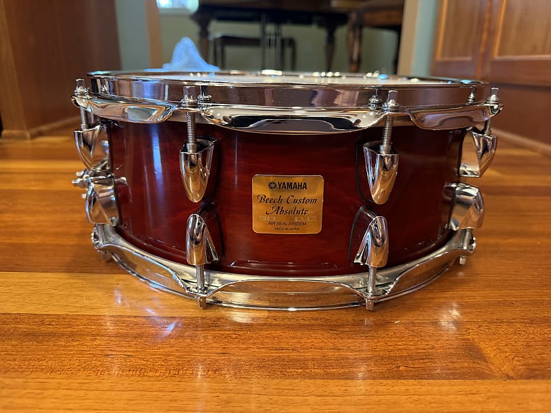 Yamaha 5.5x14” Beech Custom Absolute Snare Drum - Red