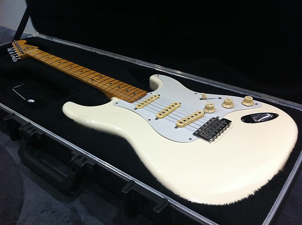 1987 fender shop stratocaster japan