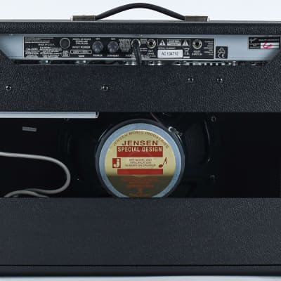 Fender 65 Deluxe Reverb Amp image 4