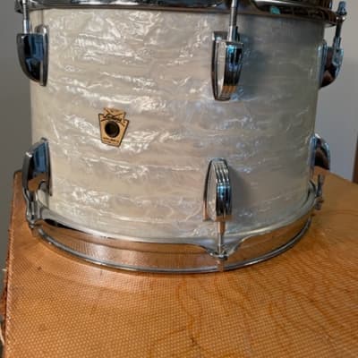 Complete Ludwig Super Classic 1965/66 White Marine Pearl Drum Kit image 12