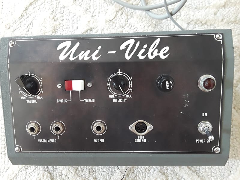 ミ*グ様 ペダル　ジャンク品　Uni-Vibe？　shin-ei？ Pre Owned 1968-69 Shin-ei Uni-Vibe Pedal With Footswitch