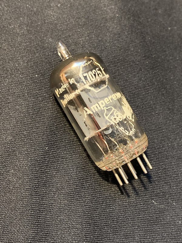 アンプ Amperex Bugle Boy 7025 (ECC83 / 12AX7A) Amperex Bugle Boy 7025 (ECC83 / 12AX7A) - メルカリ