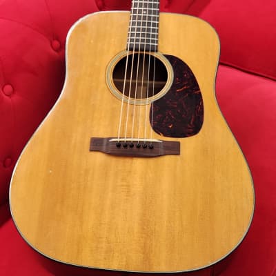 Martin D18 1961 - Natural with fully serviced image 10