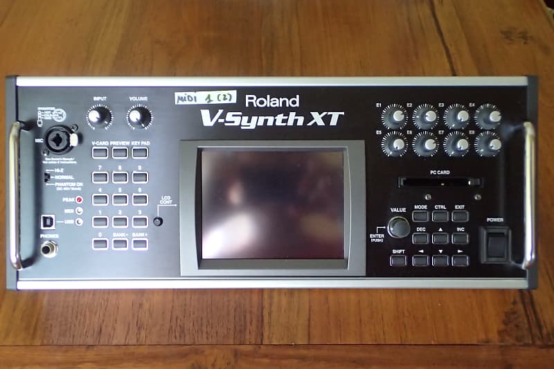 鍵盤楽器 Roland V-Synth XT Synthesizer Roland - V-Synth | Synthesizer