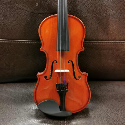 Menzel 1/8 Violin with Case - Natural image 1