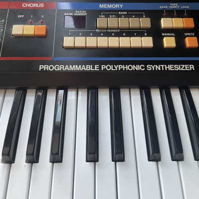 Roland Juno-60 61-Key Polyphonic Synthesizer 1982 - 1984 - Black