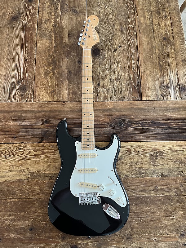 Fender Squire Stratocaster - Black | Reverb