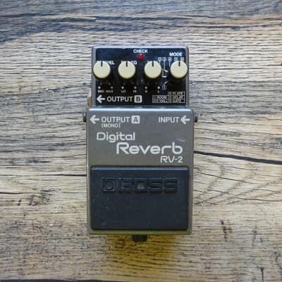 Boss RV-2 Digital Reverb