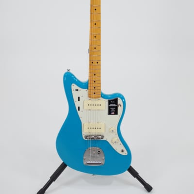 Fender American Professional II Jazzmaster 2023 - Miami Blue with Maple Fingerboard image 2