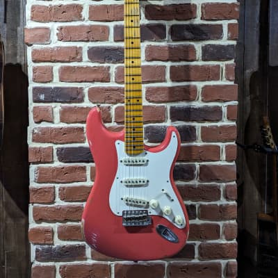 Fender  Custom Shop Stratocaster  Namm 2017 Limited Edition '56 Relic In Aged Fiesta Red image 2