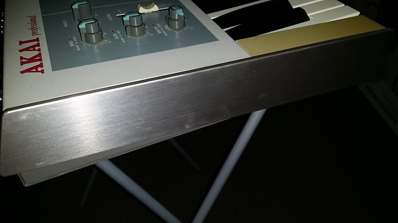 値下げ Akai VX600 アナログ６ポリシンセ 美品 Akai VX-600 (vintage analog matrix synthesiser) | Reverb
