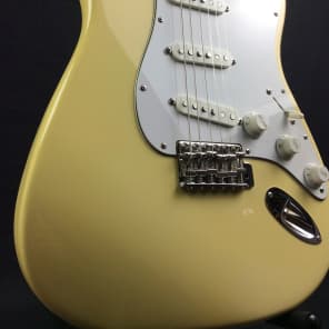 Fender Stratocaster Reissue 2000 Olympic White image 2