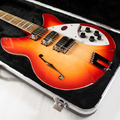 Rickenbacker 1993 Plus Semi-Hollow Electric Guitar - Fireglo image 12