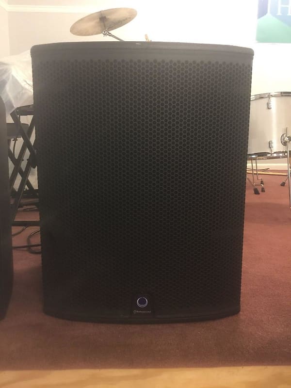 Turbosound iQ18B | Reverb