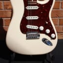 1992 Fender American Standard Strat-Artic White