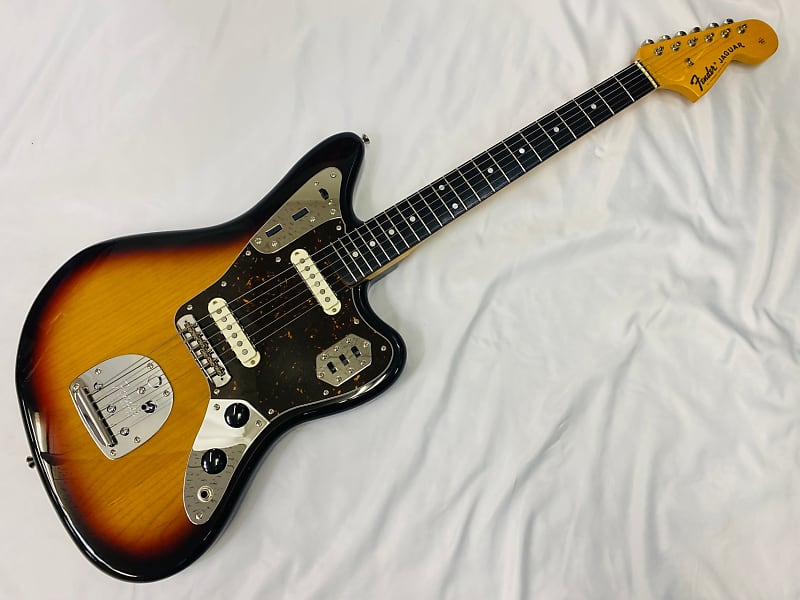Fender MIJ Traditional 60s Jaguar カスタマイズ Fender MIJ Traditional 60s Jaguar カスタマイズ Fender MIJ