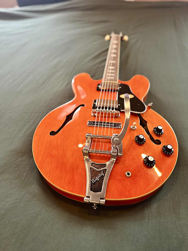 ギター Epiphone ES-335 Bigsby Watermelon Red Epiphone ES-335 Bigsby Watermelon Red | MUSIC STORE professional