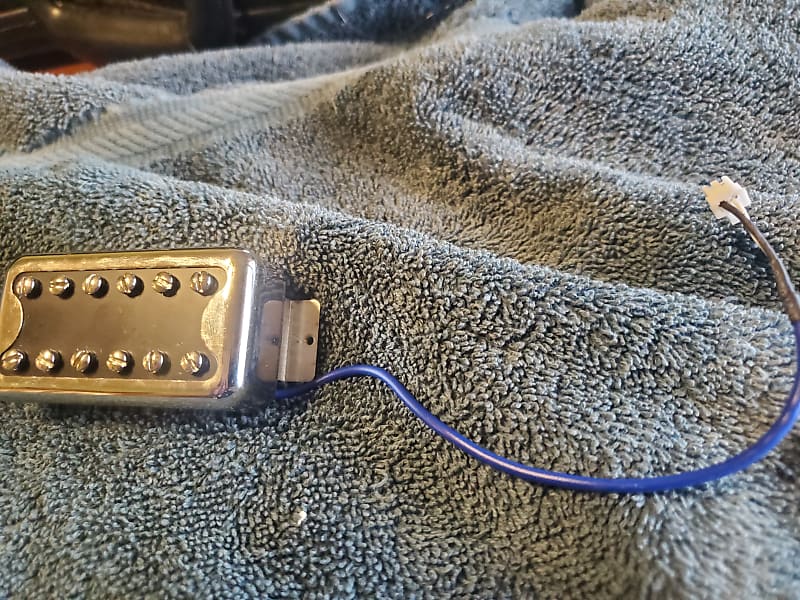 Best cheap Humbucker guitar pickup Gretsch Blacktop Broadtron